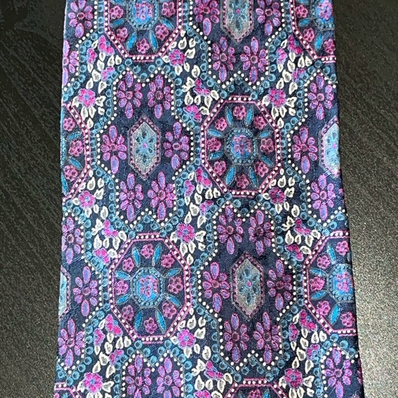 Pierre Balmain Couture 100% silk tie - Picture 4 of 5